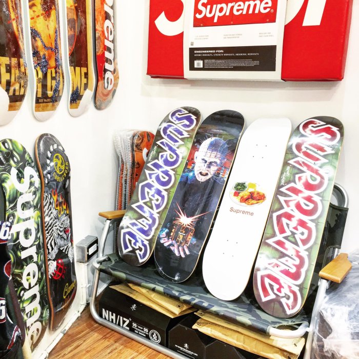 希望商店】SUPREME CHICKEN DINNER SKATEBOARD 18SS 雞腿飯滑板| Yahoo拍賣