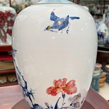 景德鎮青花五彩花瓶，涂玉平老師力作《春韻》，純手工繪製，發色純正