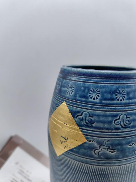 日本回流藍三島金箔花瓶平安陽月，清水燒藝術花器，最大直徑9.5cm