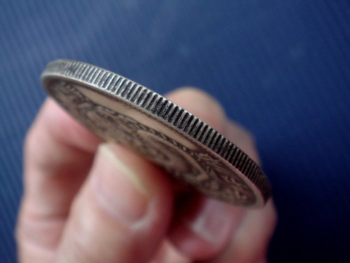 知名度~廣東省造光緒元寶庫平七錢二分龍銀高仿幣~代拍不退貨