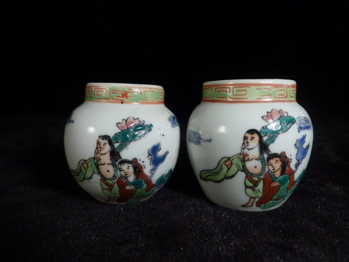 古玩軒~鳥食杯.五彩和合二仙鳥食杯一對(非粉彩.鈞窯.越窯.汝窯.官窯.蛋殼杯.鈞窯.天目釉.兔毫盞)PPP581