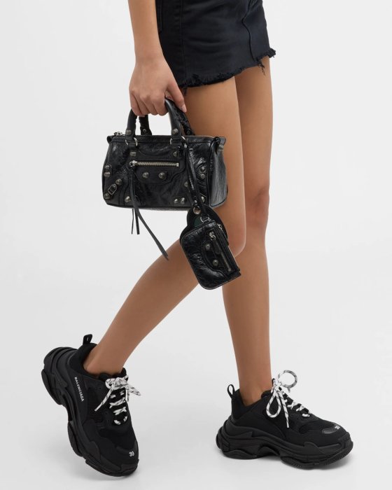 折扣預購】23春夏BALENCIAGA LE CAGOLE MINI DUFFLE BAG迷你黑色羊皮銀 