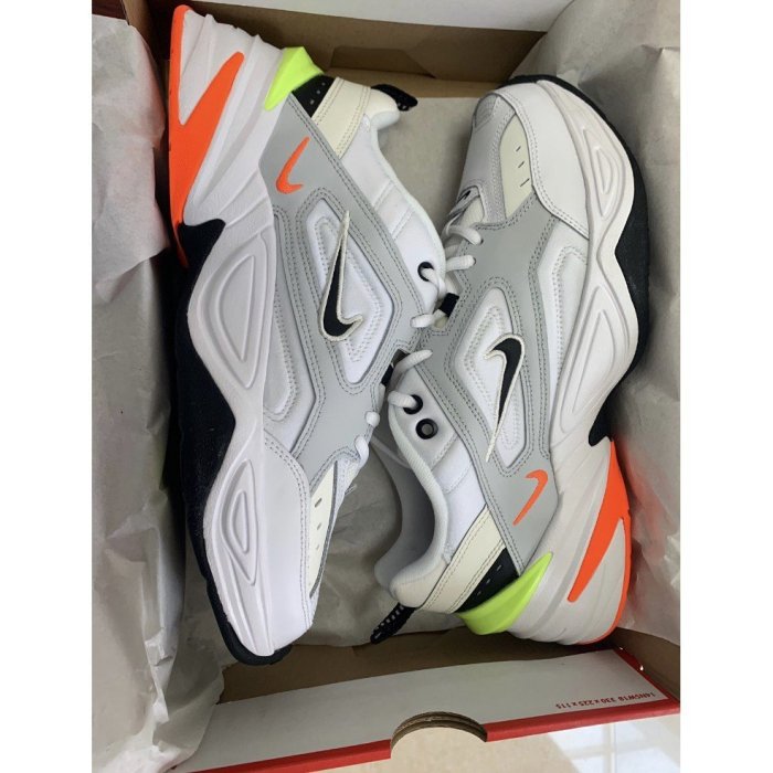 nike m2t tekno