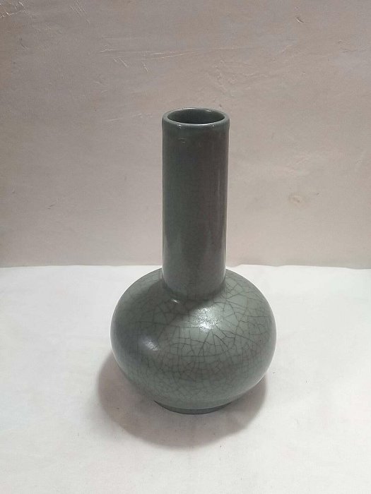 嚴選宋代官窯開片細頸瓶，包漂老氣，手工拉坯精品，釉光細膩如玉，古雅