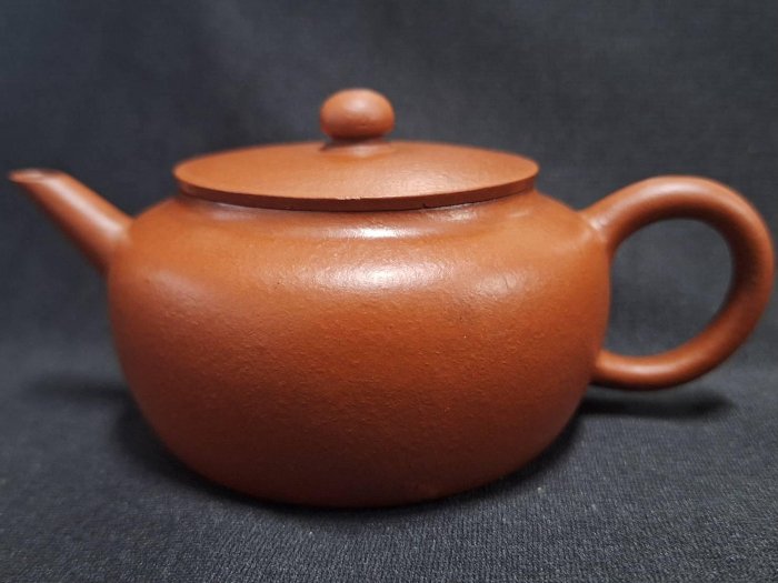 乾隆年製　朱泥茶壺 乾隆年製 朱泥茶壺
