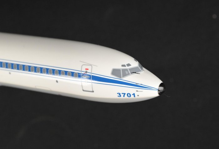 玖隆蕭松和挖寶網S》EVER RISE 中華民國總統行政專機空軍一號空軍3701