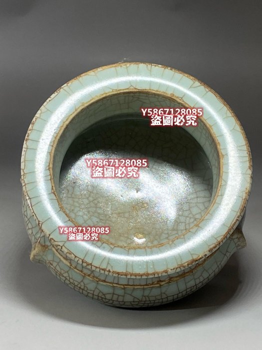 官窯爐宋官窯香爐，鬲式爐，官窯的中精品開片漂亮傳統氣型，開片開片
