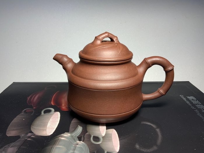 中国古美術　元時代釉裏紅蓋壺　W55-90 Amazon.co.jp: 中国 明時代 官窯 釉裏紅五爪龍文偏壺 高さ49cm