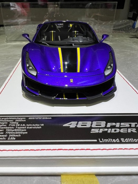 1/18 DM Ferrari 488 Pista Spider (紫色金屬色) 限量30臺限量編號00
