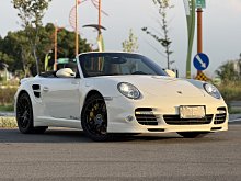紅牛車業 Porsche 911 Turbo S Cabriolet 997.2