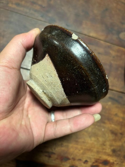 宋代江西吉州窯黑釉天目盞茶盢，器型端正，尺寸精巧，手工考究。經典深