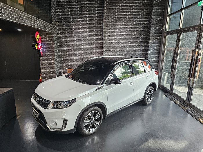 2020 Suzuki Vitara S 總代理 超低里程 僅跑1萬 樂高汽車