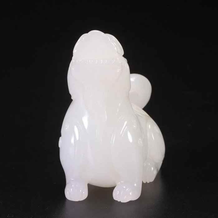 良渚石器和田玉瑞獸尺寸：4.8x2.8x5.3cm重73克NO1724 古玉擺件和田玉