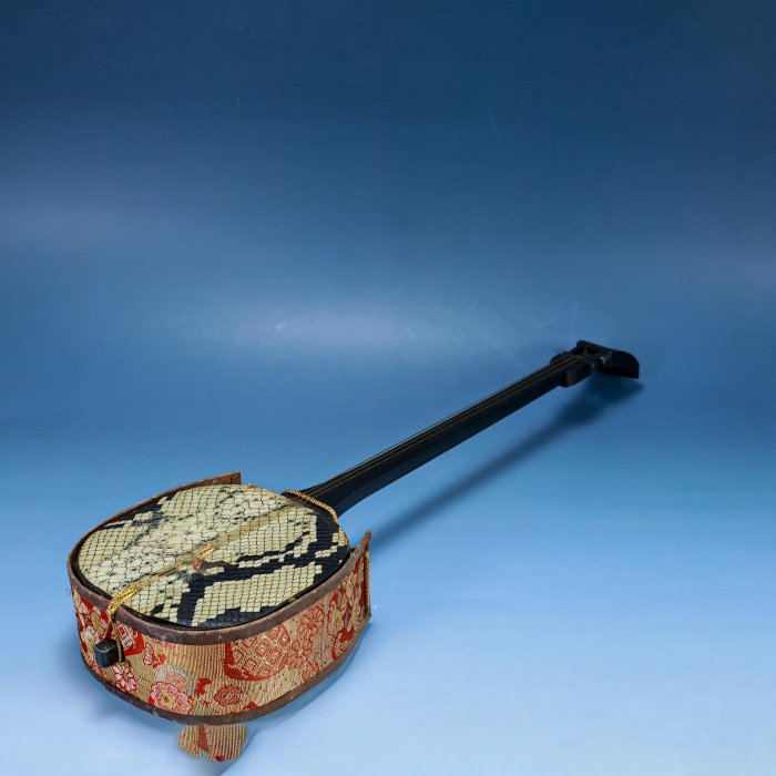 【蛇味線 三線】全長約74cm 蛇味線 三線】全長約74cm