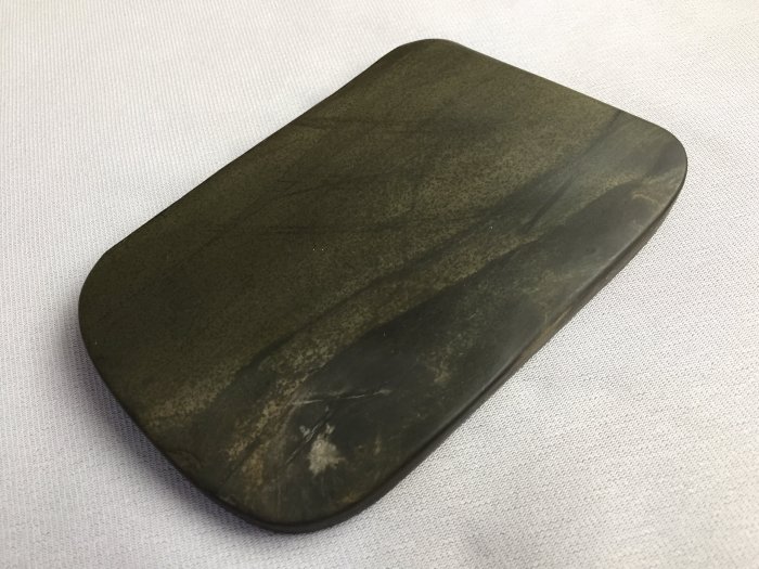 歙州硯 ［浅草寶研堂製］（魚子紋 / 九吋 / 木箱入 ) 歙州硯 - PIGMENT