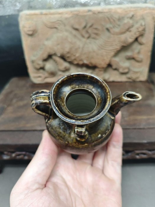 嚴選宋瓷吉州窯執壺，古樸釉色光澤飽滿，文人雅仕推薦收藏，茶空間理想