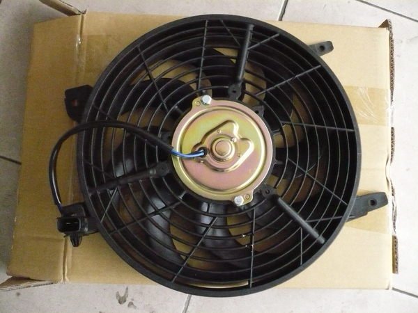 材料達人TOYOTA 豐田COROLLA 93 94 95 (1993-1995年) 水箱風扇