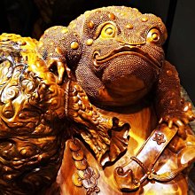 台灣檜木完整鳳尾樹榴雕刻百年難得一件的頂級收藏三足招財蟾蜍鳳尾飽滿