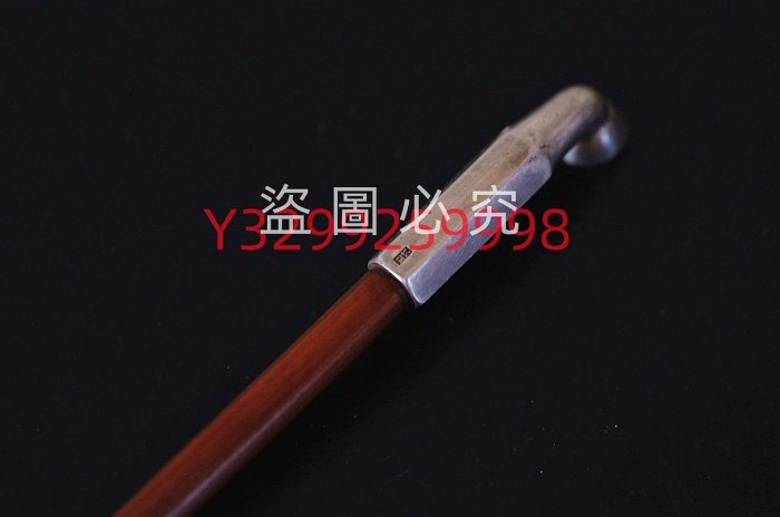 日本中古純銀六角煙管成色好。長20.6厘米。重38克。 敬請留意：古代