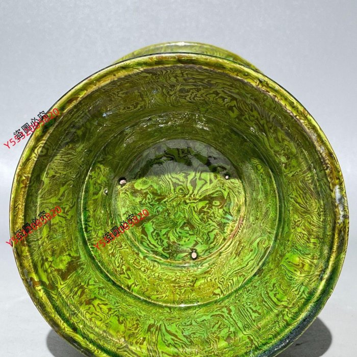 鞏縣窯純手工綠釉絞胎戟尊，器型優美，絞胎瓷最早現在唐代，主要產于