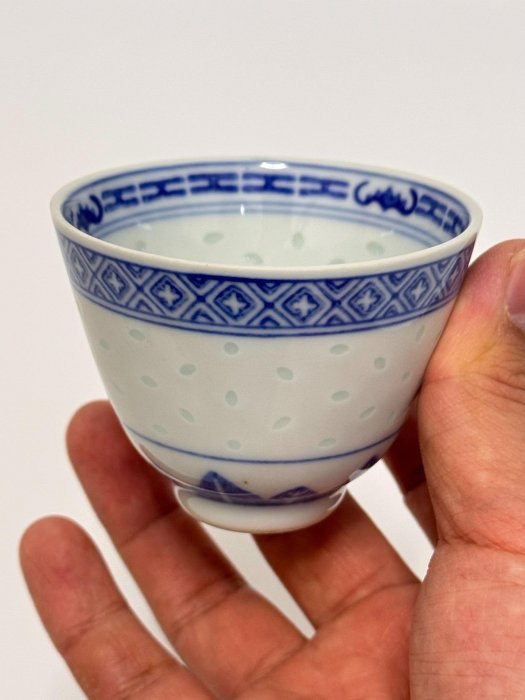 日本回流景德鎮青花玲瓏杯龍芯設計手工青花發色正玲瓏眼工藝絕美收藏品