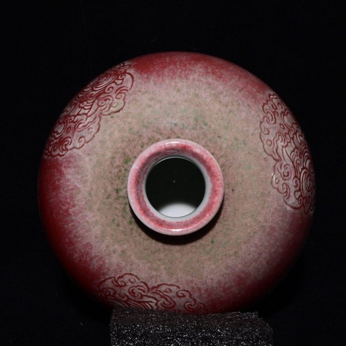 清康熙年制豇豆紅釉暗刻紋太白尊，高10x12.5厘米～119184古玩收藏擺件