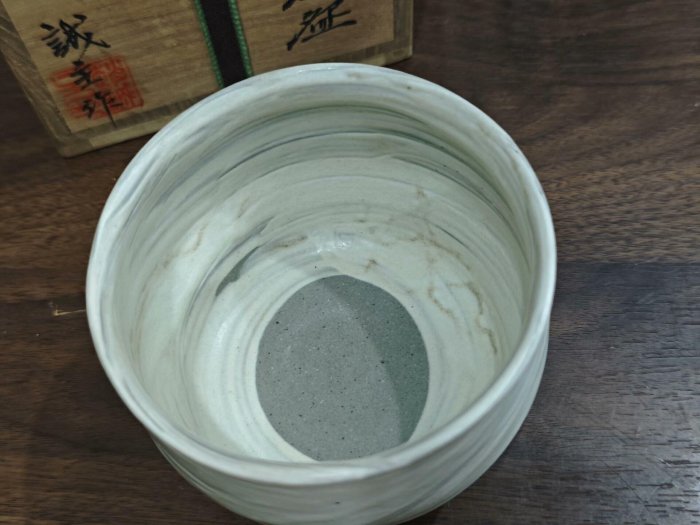 嚴選國外中古趙誠主經典粉引茶碗，高麗風格木盒精心保存古美術日本回流
