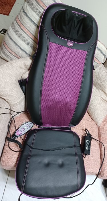 ╭✿㊣ 二手 奢華紫 魔力家 摩術大師 頸背多功能按摩椅墊【BY060019】可加熱,定時 功能正常 特價 $2499