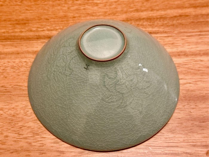 真品現貨】韓國名家抹林窯李奇休（玄）作高麗青瓷鑲嵌雲鶴紋茶碗附原裝