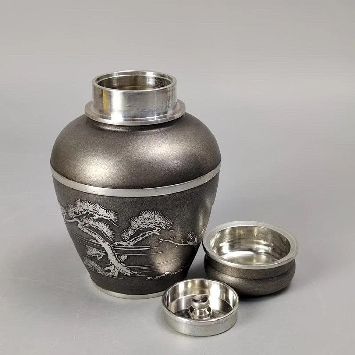 『古益会』重量396g【藏六居造】錫制 茶葉罐 茶筒 茶入 茶道具 錫 古益会』重量396g【藏六居造】錫制 茶葉罐 茶筒 茶入 茶道具