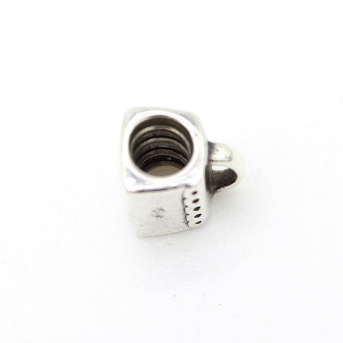 PANDORA 禮物提袋串飾 069900000276 再生工場 01