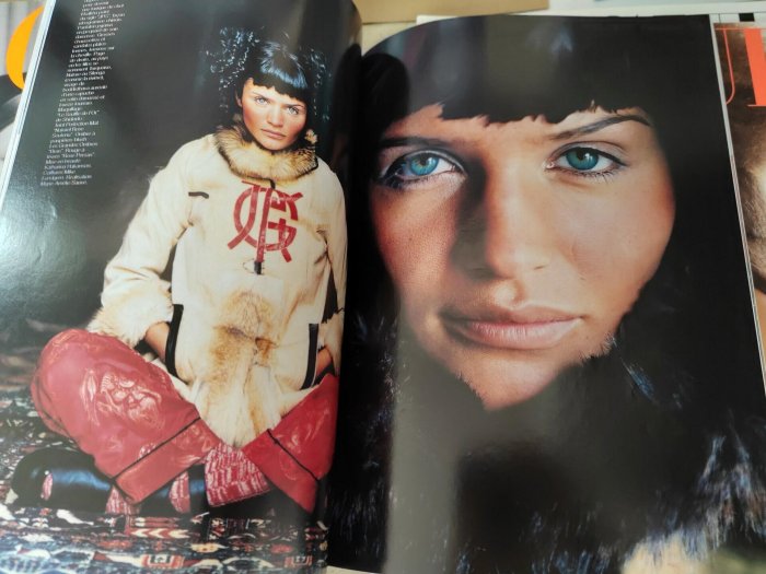 Vogue Paris 1994年8月法國版，Diane von Fürstenberg封面，完整內頁