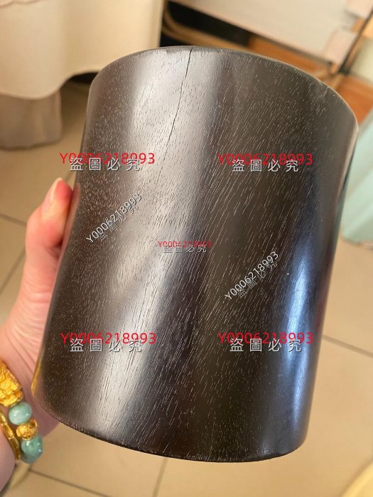 紫檀筆筒，包漿自然，清晰漂亮，傳統款式，大口徑，手感舒適尺寸