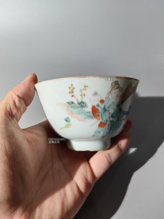 同治粉彩人物故事杯【年代】同治【尺寸】口直徑9.8CM，底直徑4CM，高