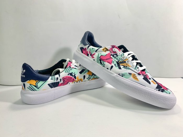 adidas skateboarding 3MC 日本限定 8號