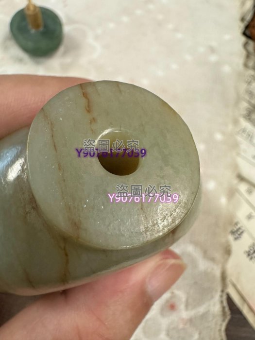 特少清代蒙古和田玉大煙壺蒙古大煙壺一般都是瑪瑙的和田玉及老物件舊貨