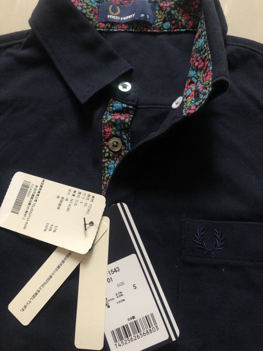 FRED PERRY LIBERTY コラボ 半袖シャツ マダー S 美品 FRED PERRY LIBERTY コラボ 半袖シャツ マダー S 美品
