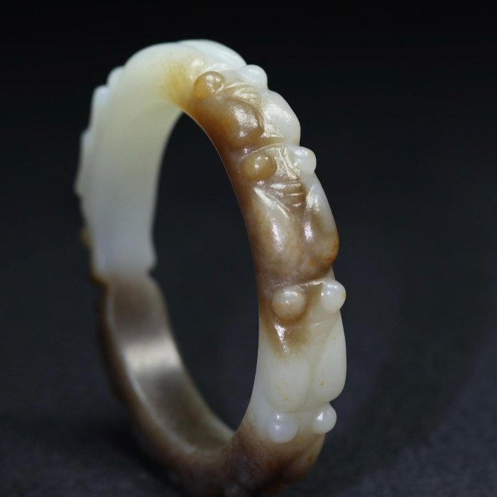 18823和田玉舊藏迴流精品玉龍手鐲玉質剛性細膩油潤包漿醇厚沁色自然雕