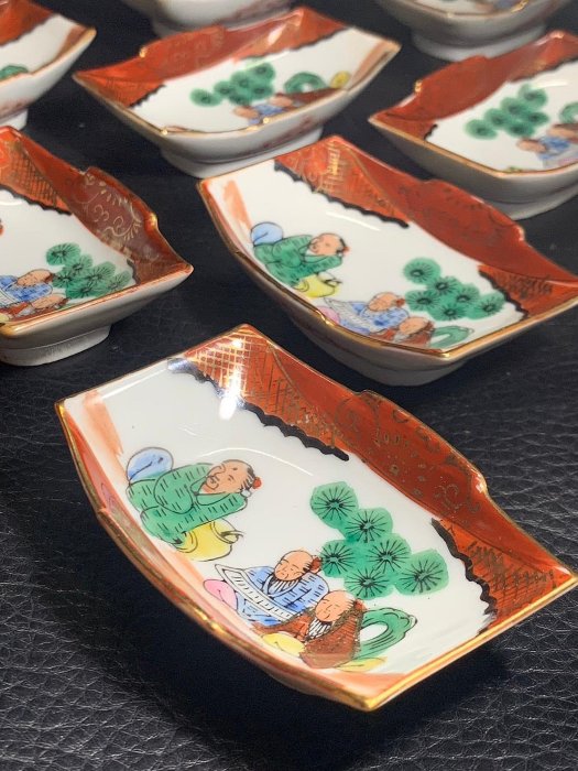 藏舊尋寶屋】昭和期老日本名瓷九谷燒庒三造赤繪金緣古九谷風舟形瓷小皿
