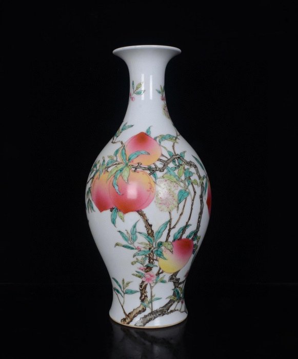 清雍正粉彩寿桃紋橄欖瓶 景徳鎮 陶磁器 装飾品 現代工芸品 美術品 置物 清雍正粉彩寿桃紋橄欖瓶 景徳鎮 陶磁器 装飾品 現代工芸品 美術