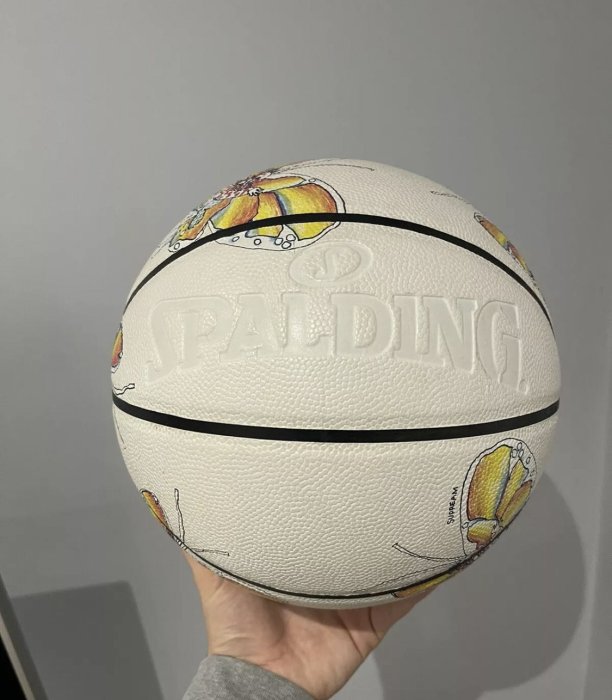 supreme 蝴蝶籃球Gonz Butterfly Spalding Basketball 二手正品| Yahoo拍賣