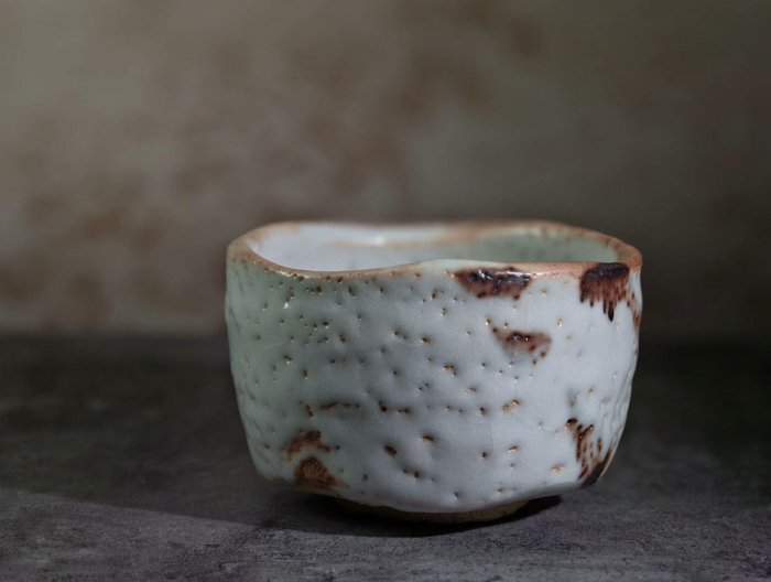志野茶碗嚴選，伊藤公洋師承大師之作，高8cm直徑12cm，1965年生於愛知
