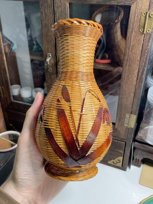 嚴選日本回流竹絲扣瓷花瓶，早期全包底工藝，高18.5cm， SIXTIES