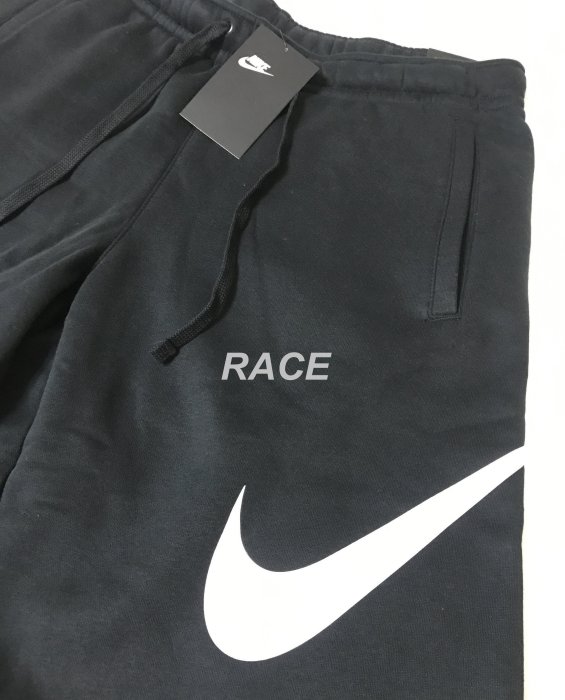 RACE】NIKE SWOOSH SHORTS 短褲棉褲LOGO 大勾勾843520-010 黑| Yahoo拍賣