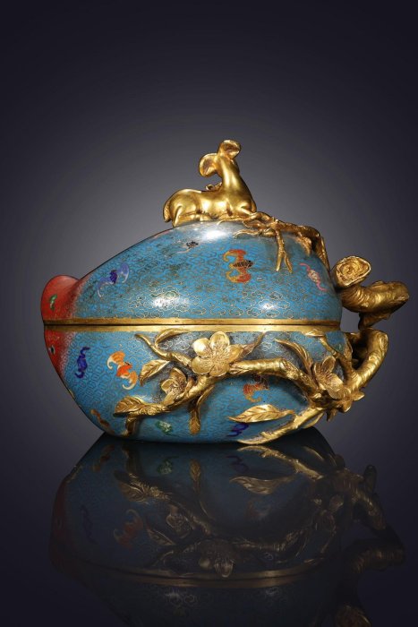 清精鑄銅胎景泰藍掐絲琺瑯福壽捧盒【規格】高20cm 長27cm 寬21.5cm 重