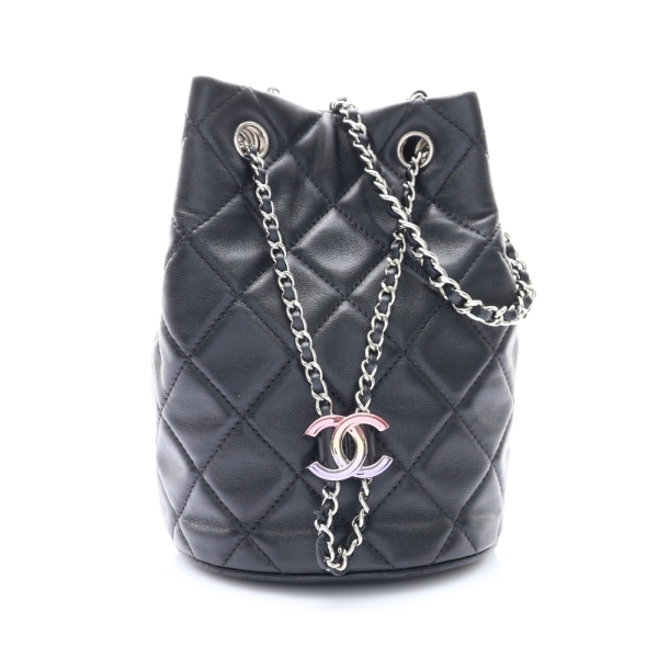 CHANEL 香奈兒 黑色 菱格紋 羊皮 CC Drawstring 鍊帶 水桶包 肩背包 【二手名牌BRAND OFF】