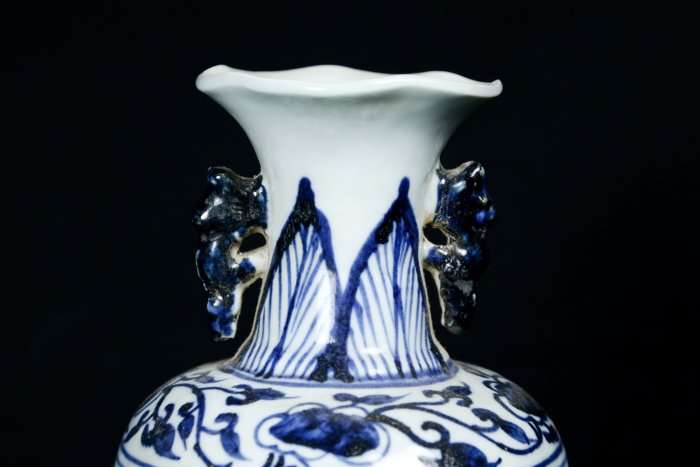 博古珍藏》元．青花雲龍紋花口瓶一對．早期收藏．老件文物瓷器．非琺瑯