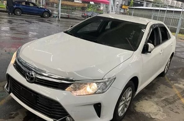 【跳樓大拍賣 出清特價】Toyota Camry 2019款 2.0L