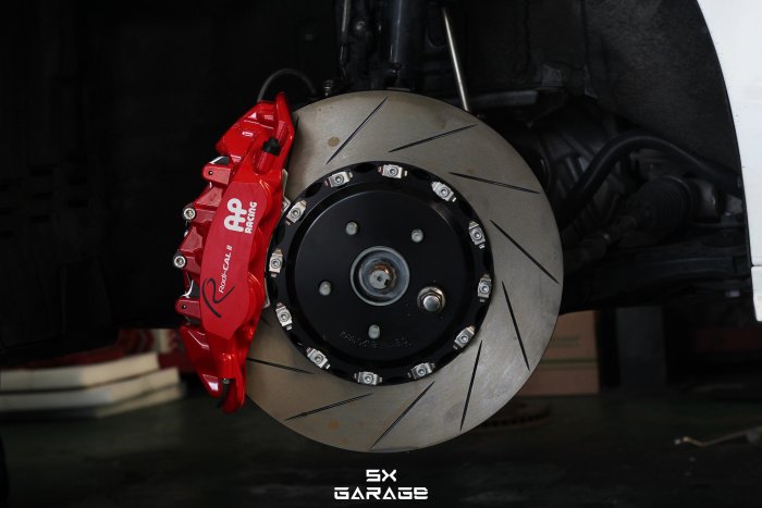 【超鑫國際】 AP RACING Radi-CAL2 CP-9560 AP-9560 380mm 全浮動碟盤 Toyota Sienna 實裝圖