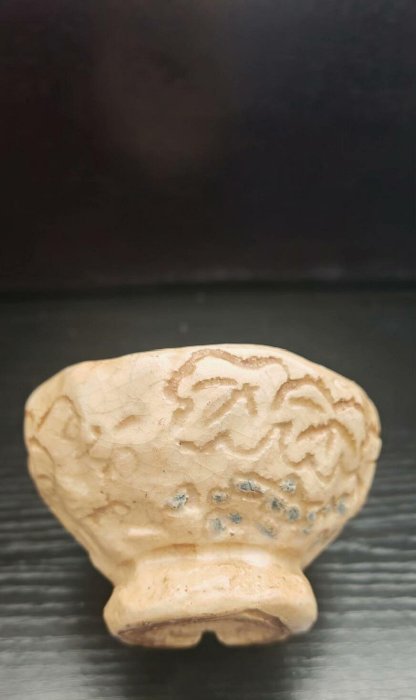 日本回流侘寂風茶杯白釉開片蓮花紋飾樂燒主人杯茶杯明治時期光樂古樂